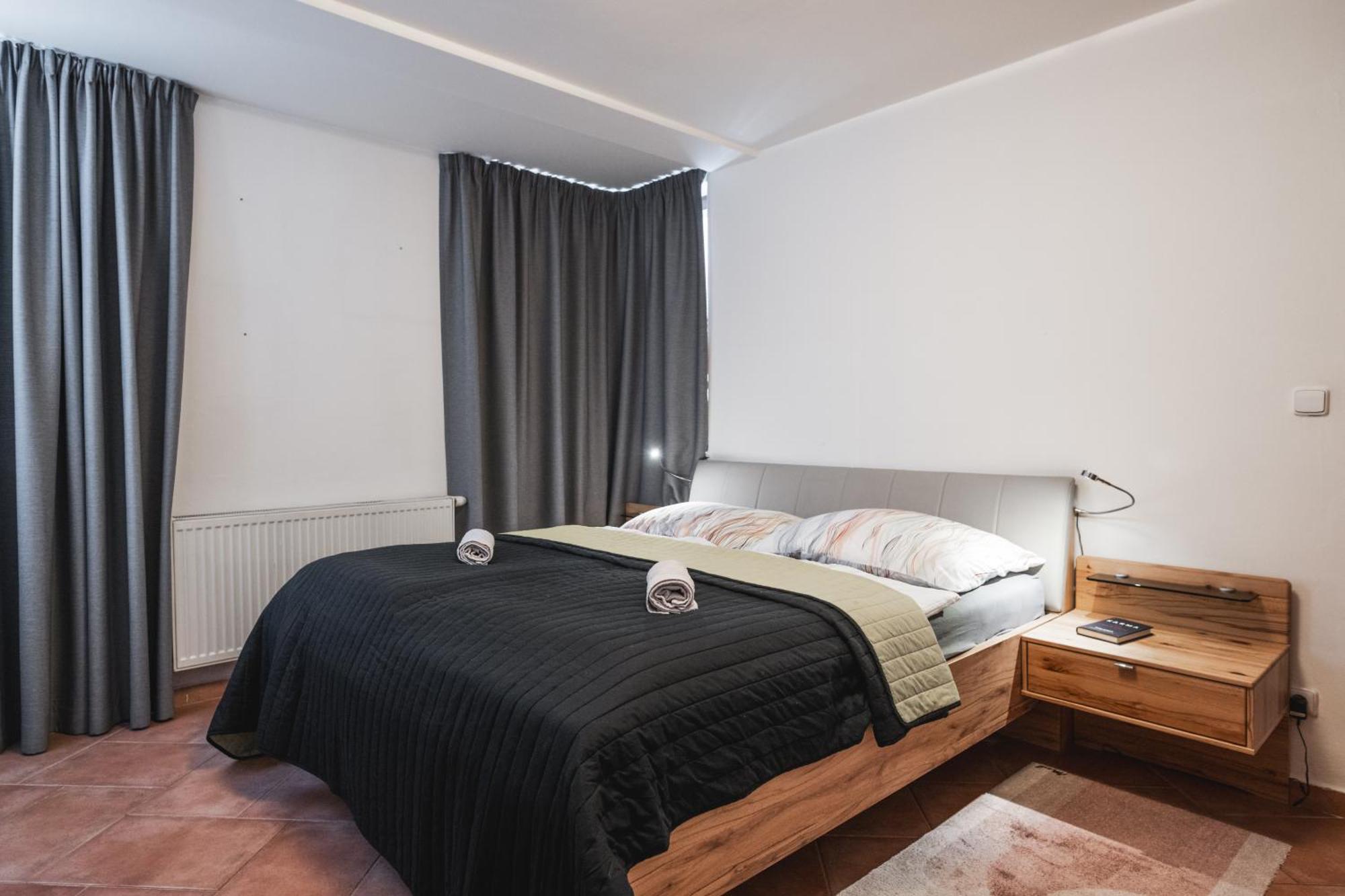 Appartement Spacious With Huge Balcony!